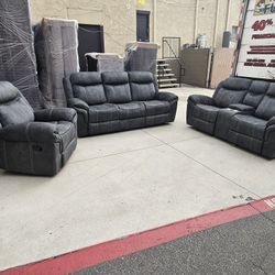 Super Deal 3 Pcs Recliner Set $1149 Glidder Recliner Trade Cup Holder 