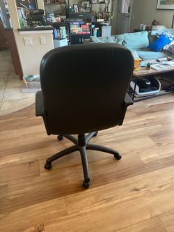 Black Leather Office Chair with Armrests