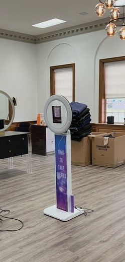 Selfie station