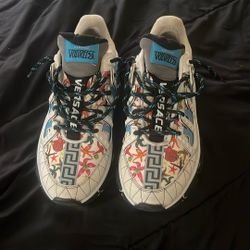 Versace No Box  Size 8