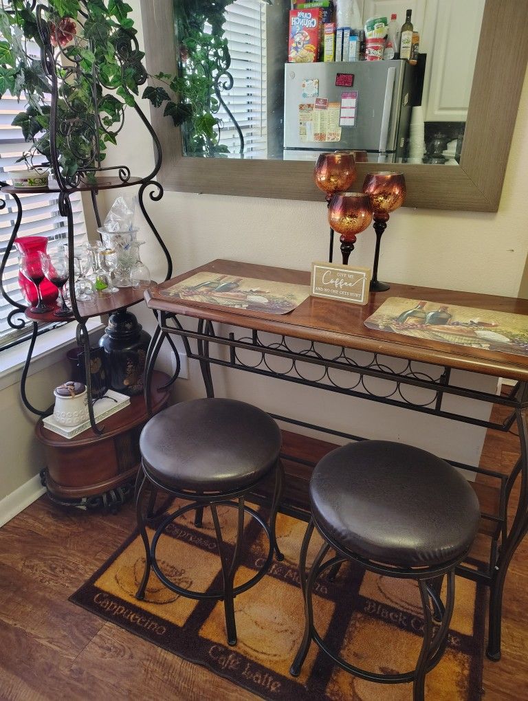 Pub Table Set