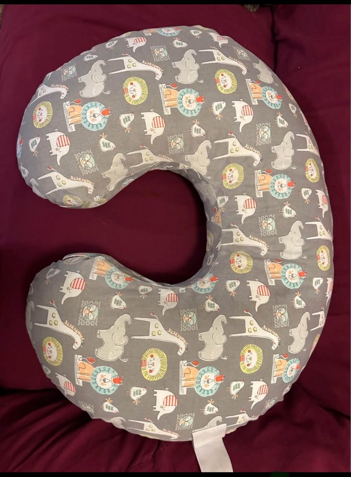 BOPPY ORIGINAL Feeding & Positioning Pillow w/Circus Animal Cover 0-9 Mos.