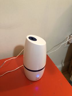 Portable ultrasonic humidifier