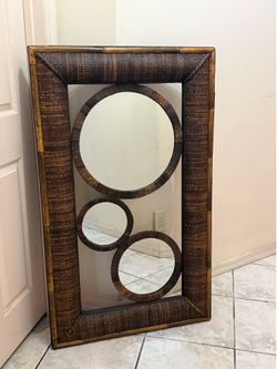 Decorative mirror