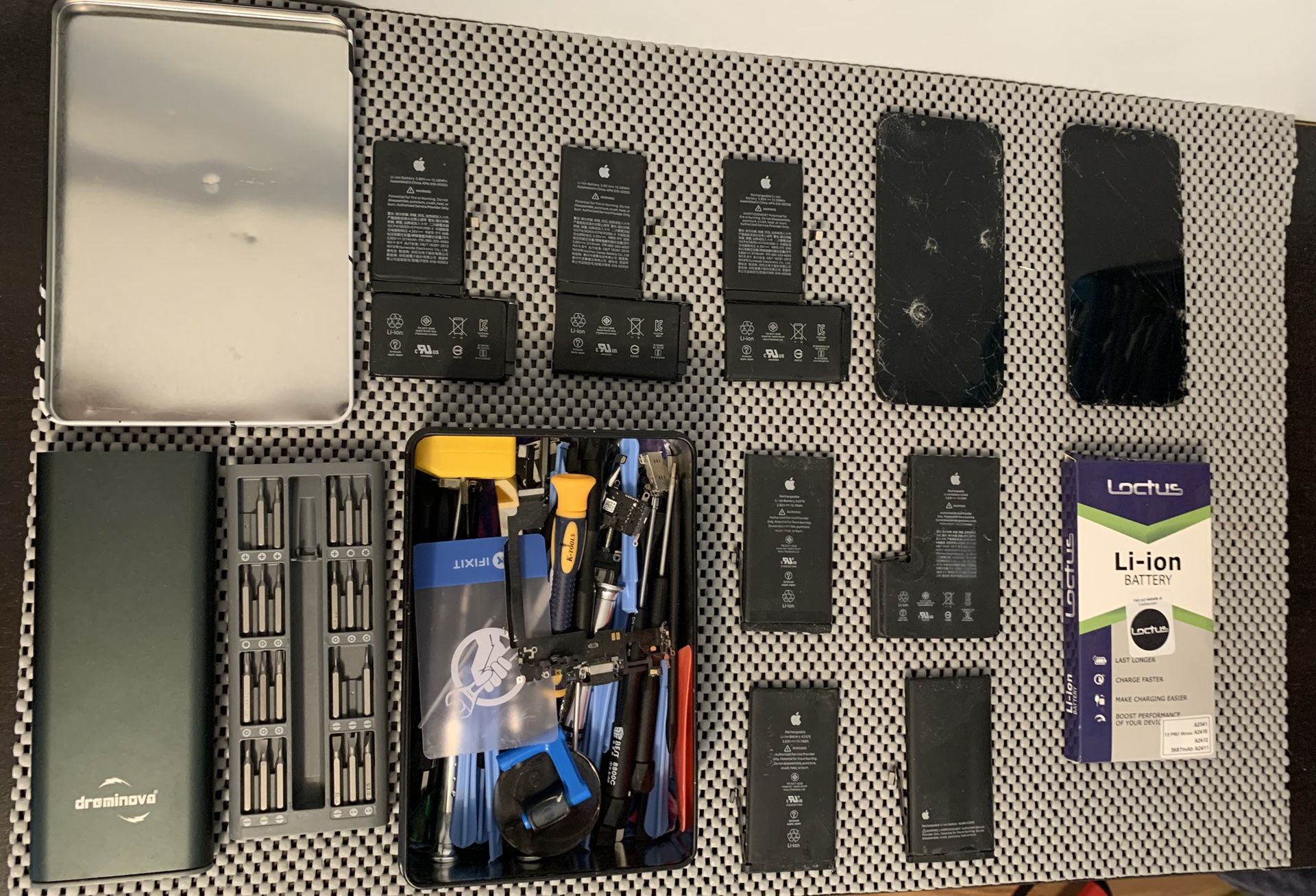 iPhone XS Max , 13, 12, 12 Pro Max Batteries and Tools