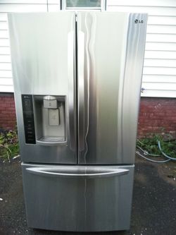 Nevera Stalin tres puertas LG