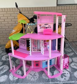 BARBIE DREAMHOUSE ~ 3-STORY DOLLHOUSE ~ 3.75 FT TALL x 3.75 FT WIDE ~ LIGHTLY USED ~ EXCELLENT CONDITION