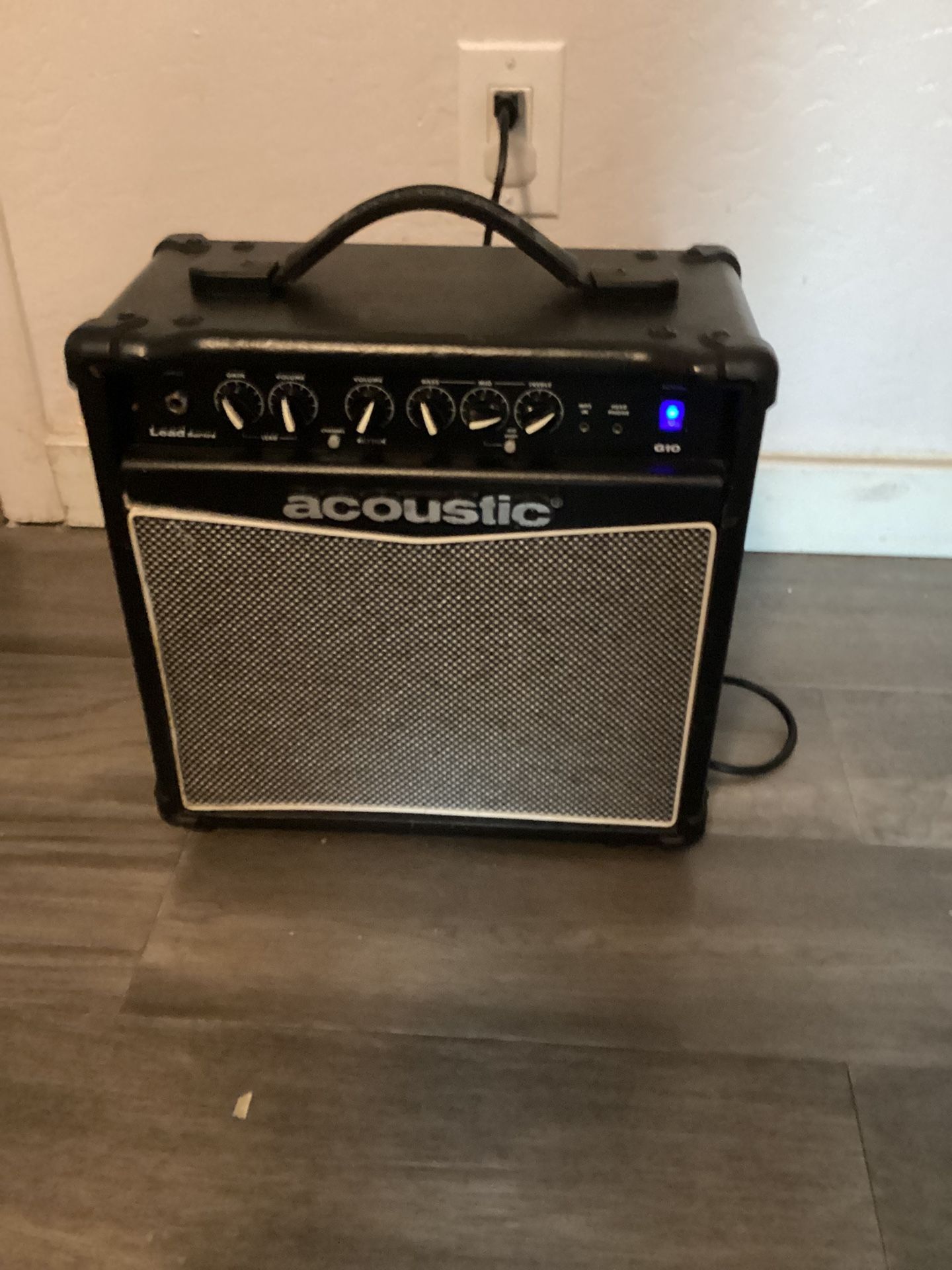 Acoustic G10 Guitar Amplifier – 10 Watt 