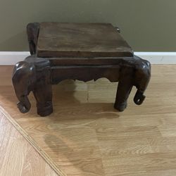 Low Coffee Table With Elephant Head On The Four Corners In Teak Wood 11”T 