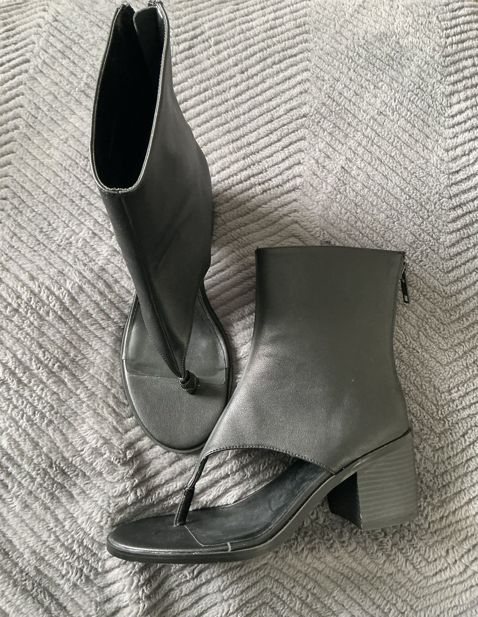 Women’s Shoes