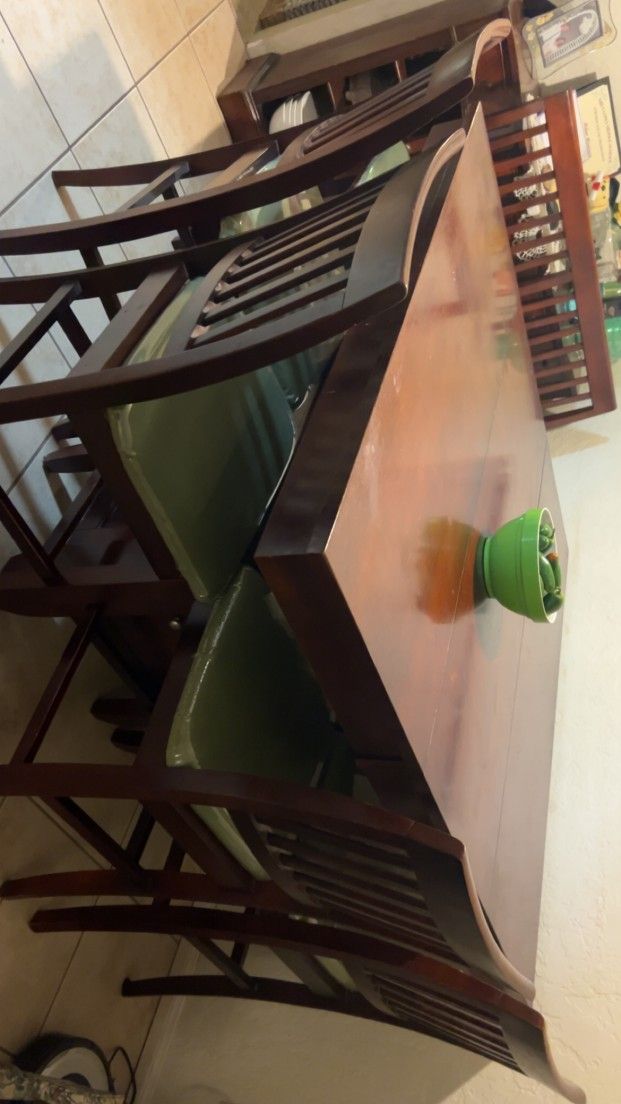 Kitchen Table