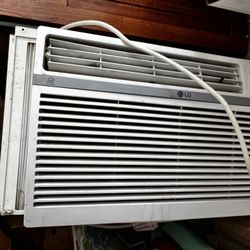 Another Heatwave!  LG Window Air Conditioner 10,000 BTU