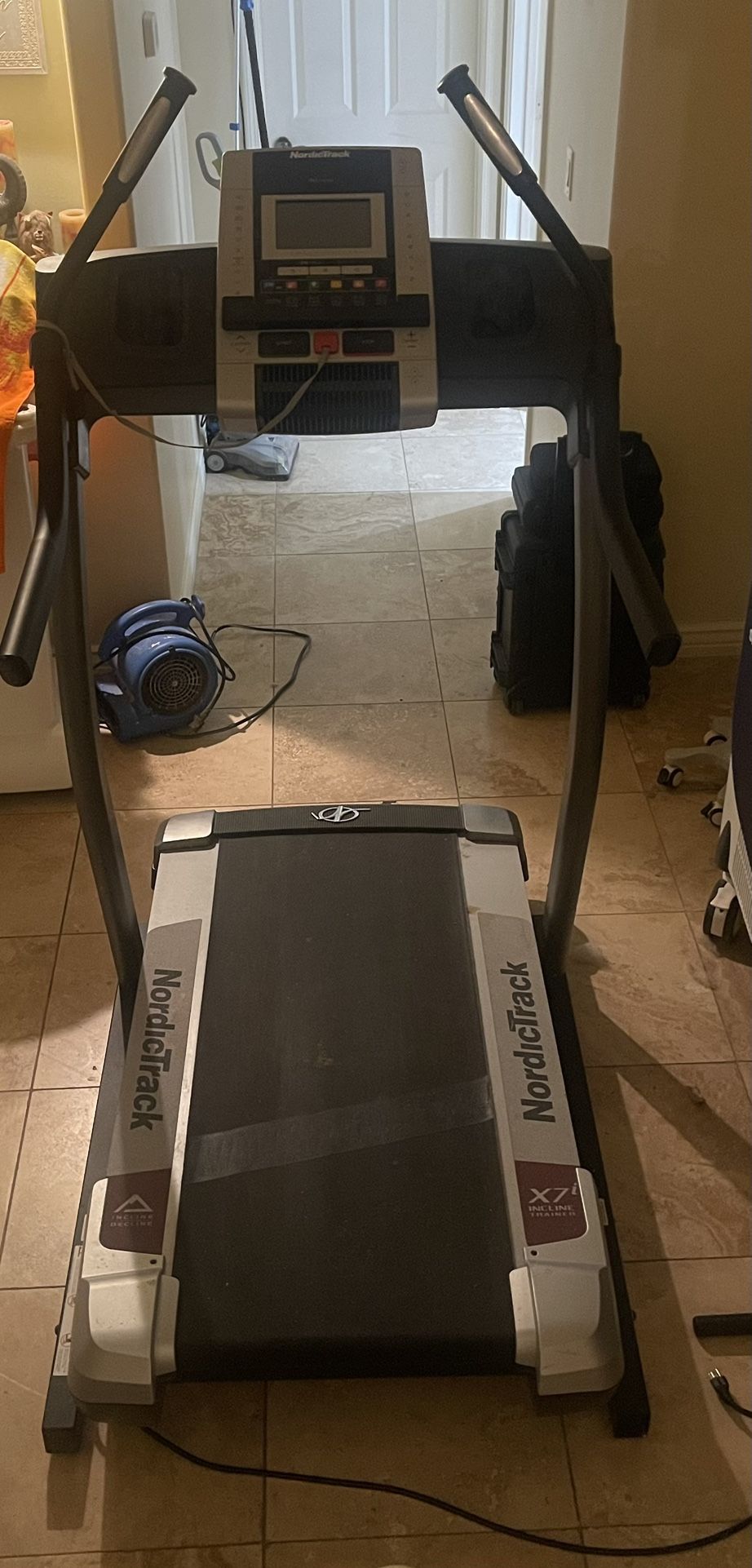 NordicTrack X7i Incline Trainer/ Treadmill