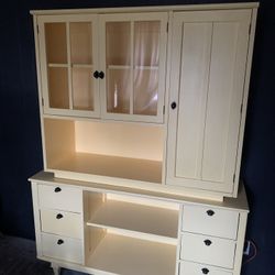 Must GO TODAY Vintage Hutch Cupboard Home Decor 
