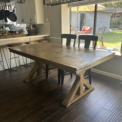 Table And chairs $150