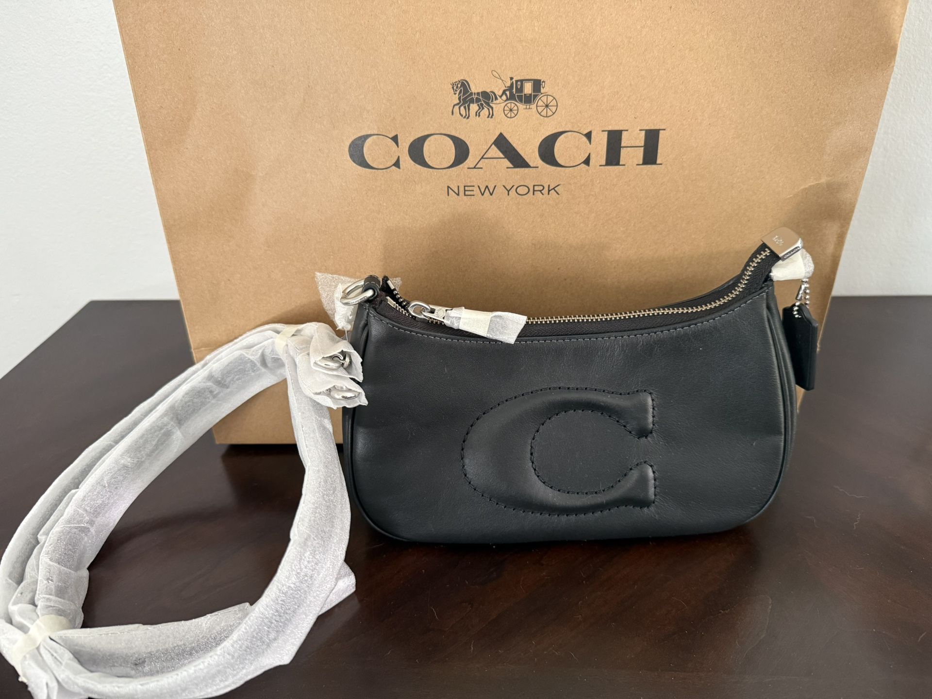 NWT Coach Teri Shoulder Bag