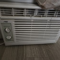 Artic King Window AC
