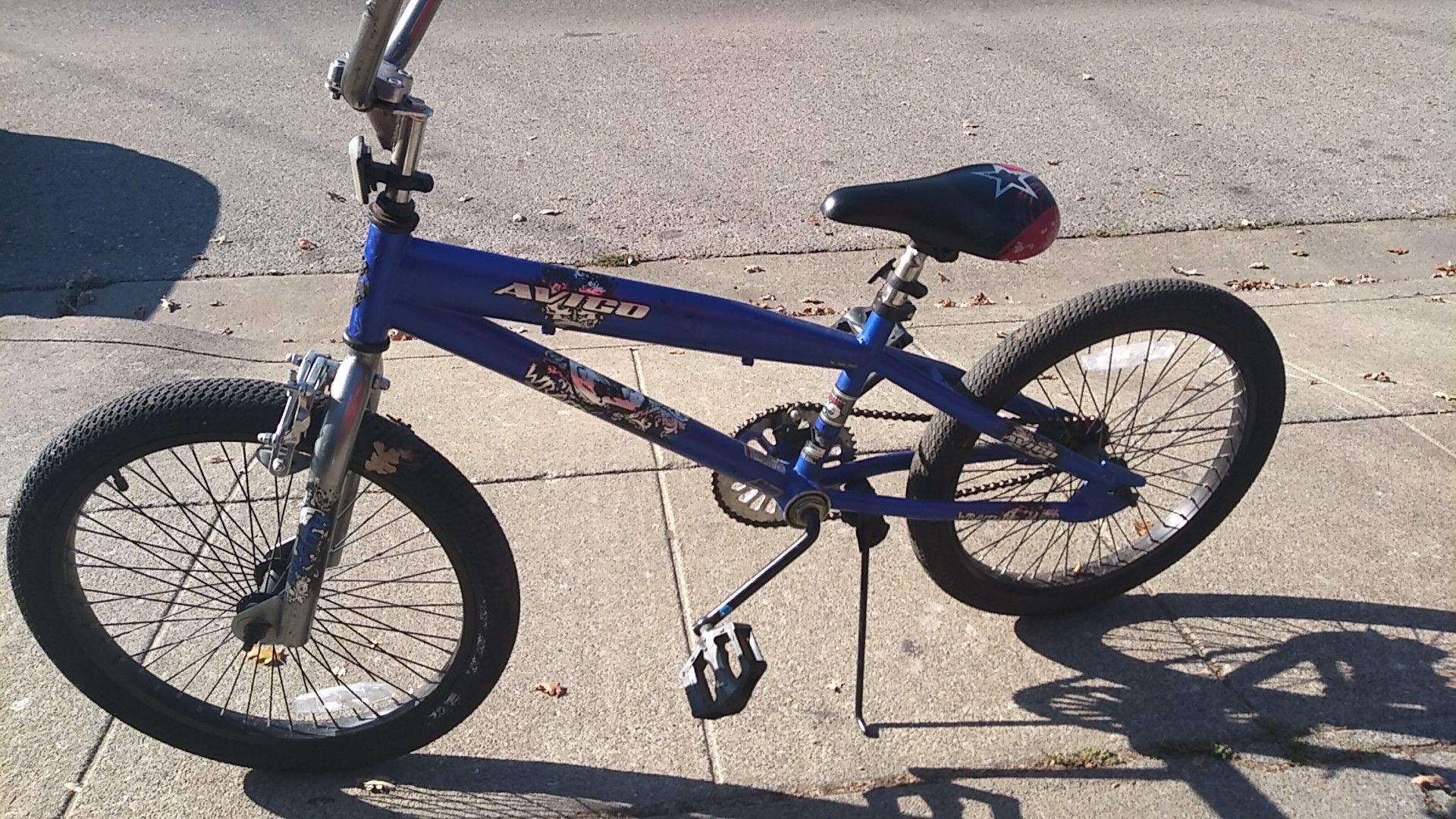 24' blue bmx bike