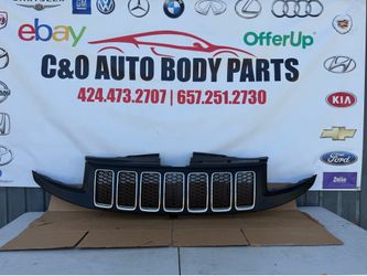 JEEP GRAND CHEROKEE -2014 2015 2016 Front bumper grille grill used original