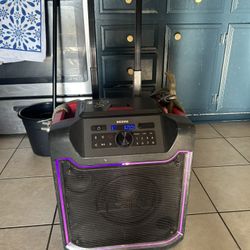 Ion Pathfinder Bluetooth Speaker With Mama Radio Great Sound