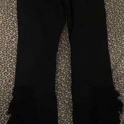black stacked jeans 