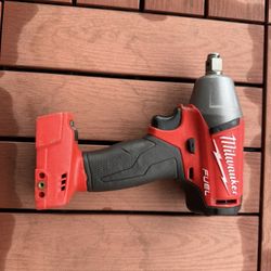 Milwaukee. FUEL 1/2。Impacts wrench 