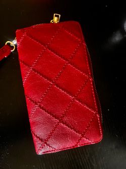 Red quilted diamond pattern leather wallet + gold accents