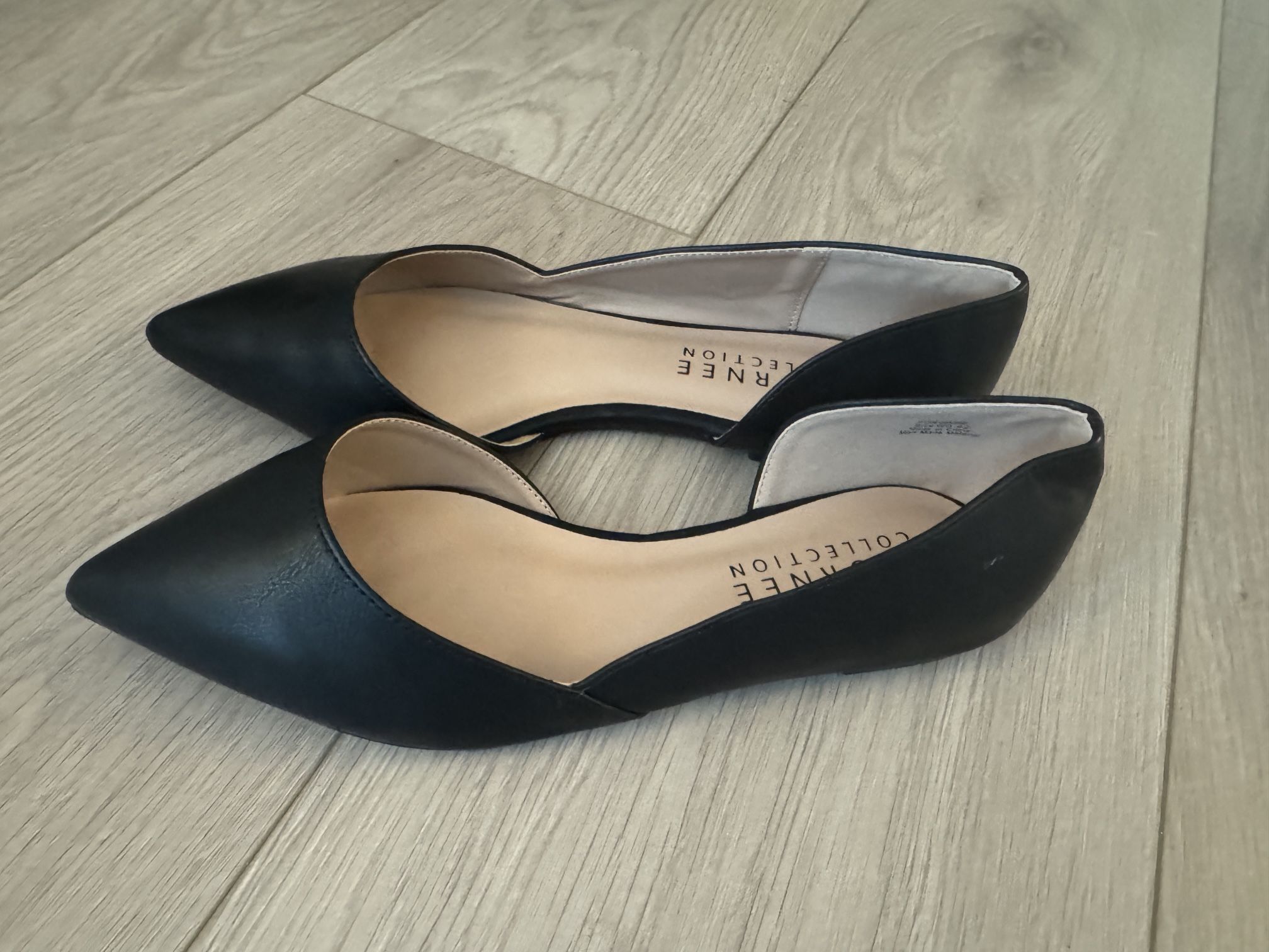 NEW Journee Collection Black Pointed Toe Flats, Size 6.5, no box