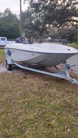 Bay liner element E16 boat with 60 hp mercury four stroke
