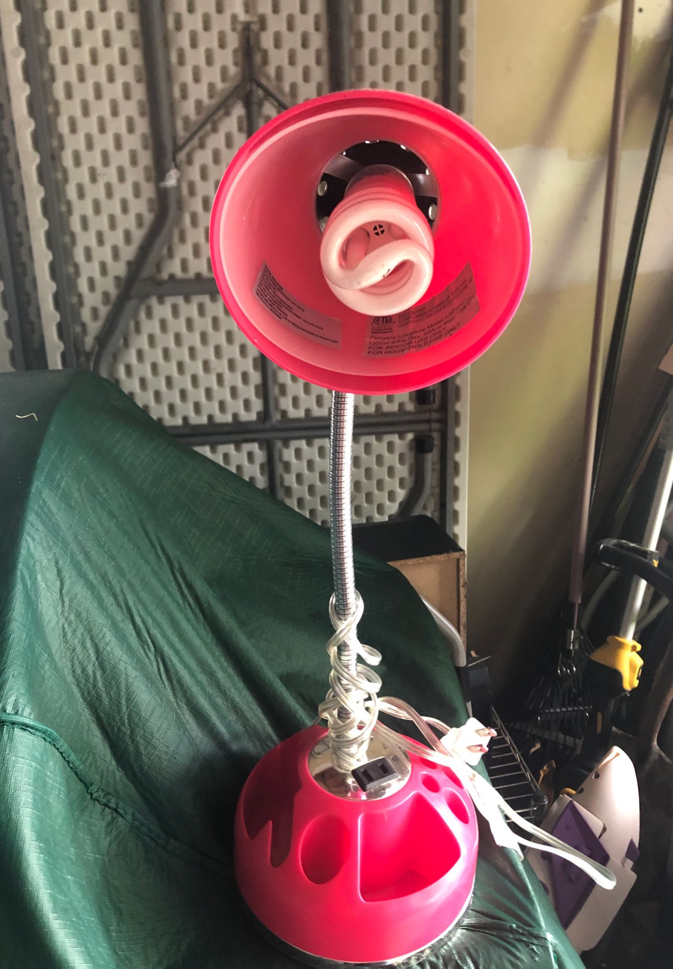 Pink desk lamp with organizer for pins and pencils. $15.00 in good condition
