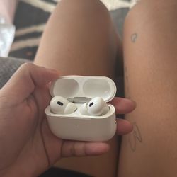 Apple AirPods Pro 2 