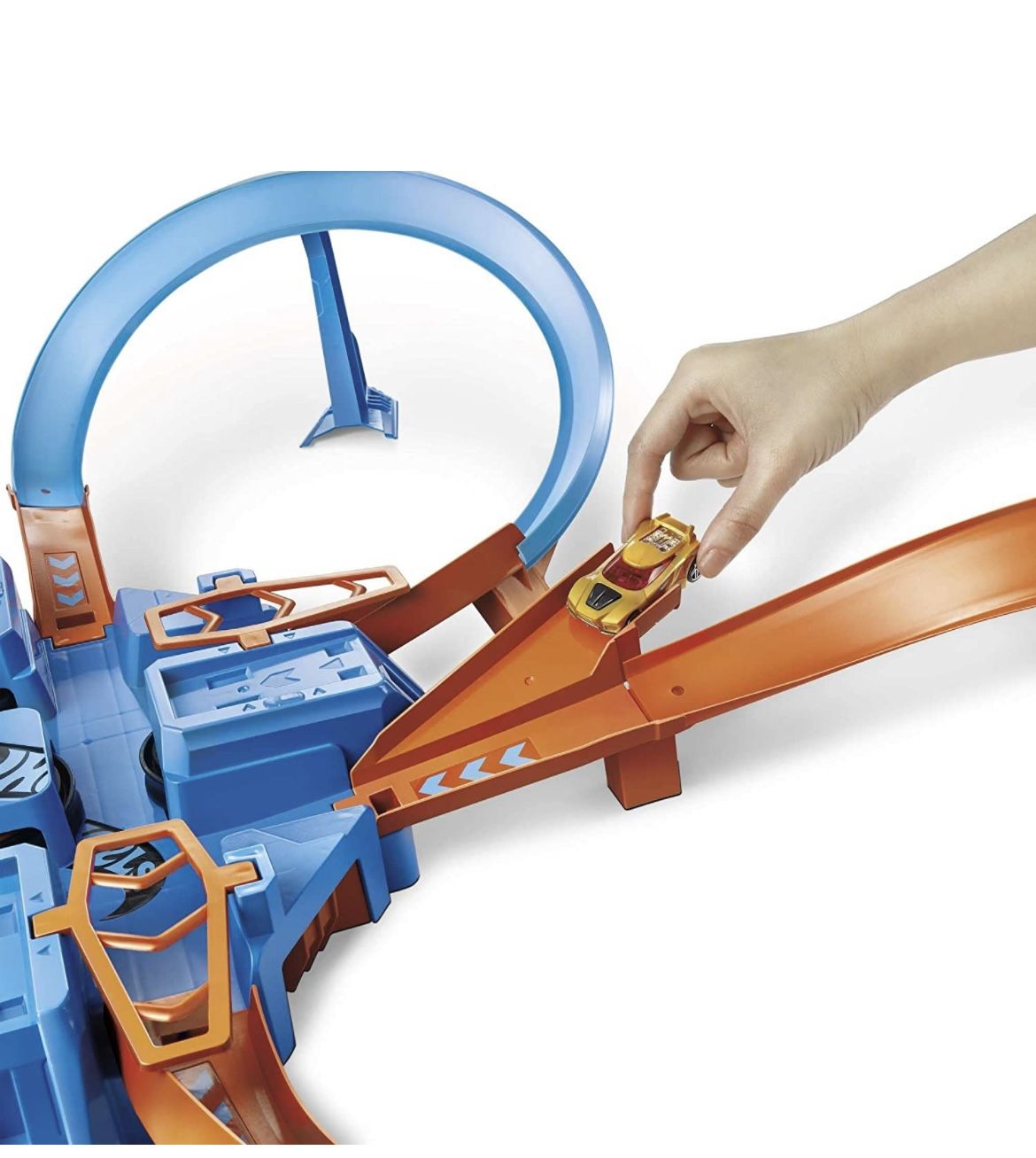 Ultimate Hot Wheels Crashing Action with the Criss Cross Crash