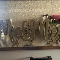 Wedding Mr. And Mrs. Gold Sign 