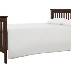 DaVinci Piedmont Convertible Crib