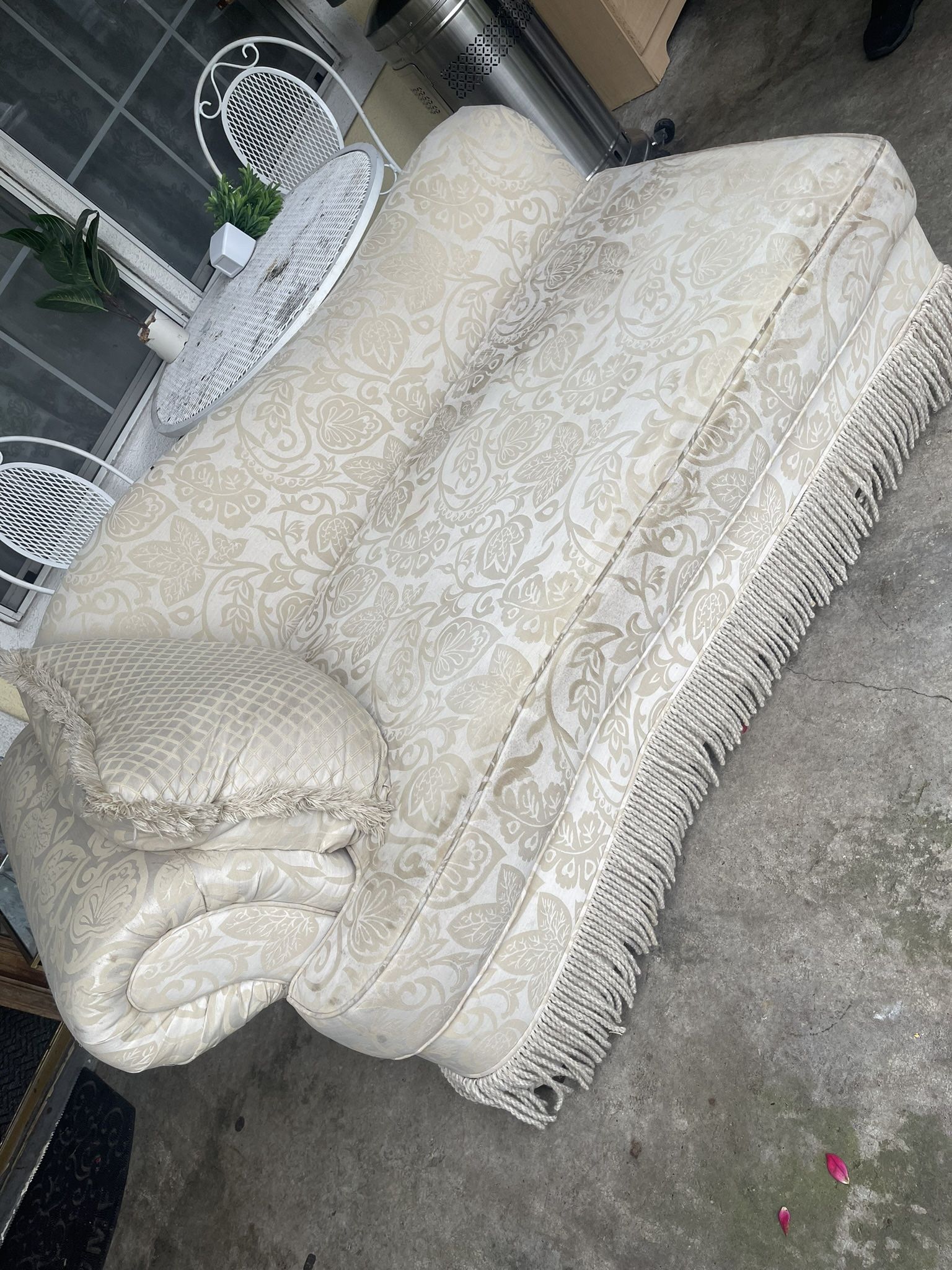 Elegant Chaise Sofa Cream White Color