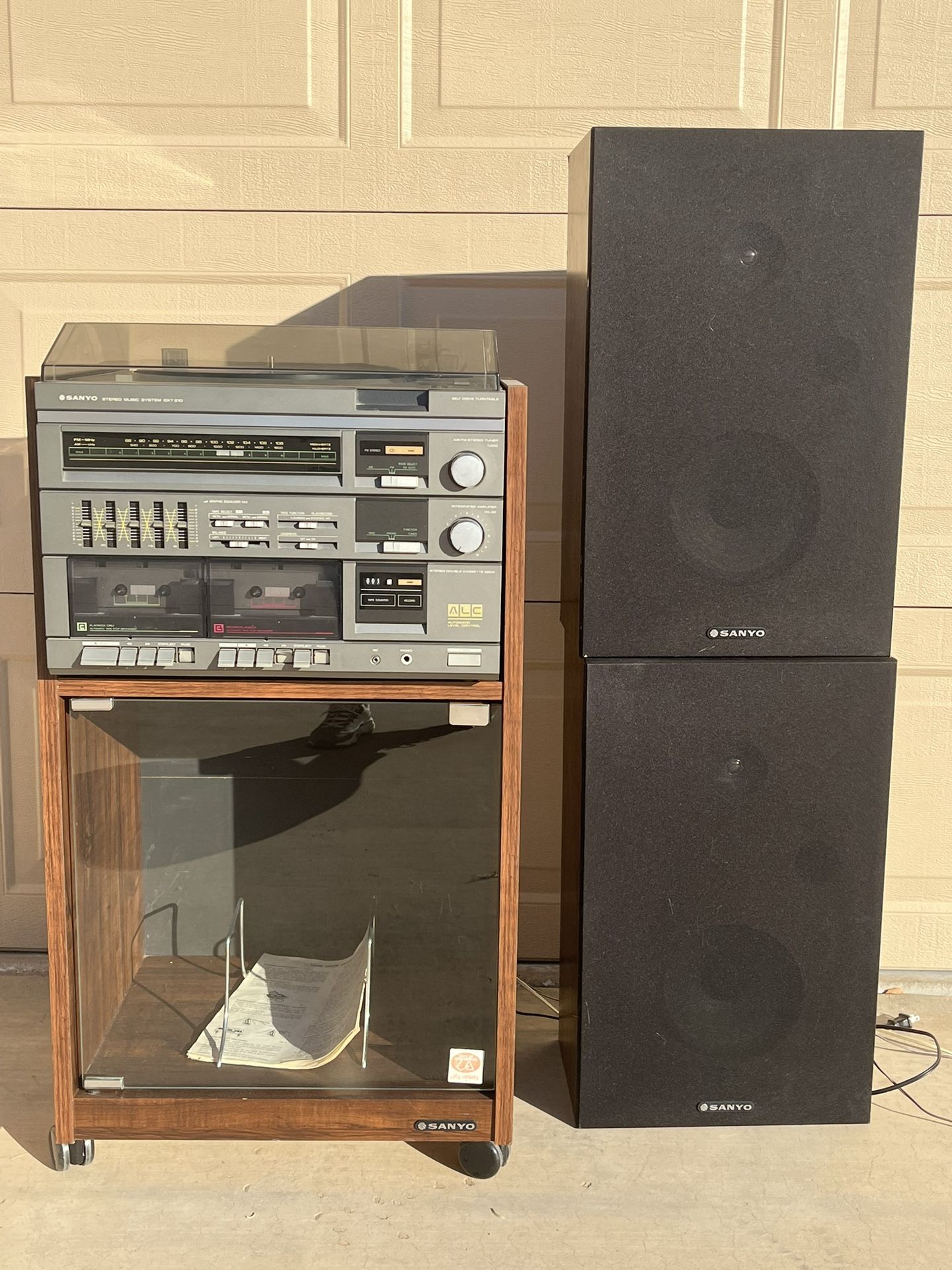 Sanyo stereo music system GXT 210