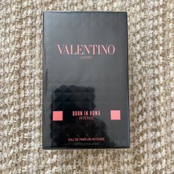 Valentino Uomo Born in Roma Intense Eau de Parfum