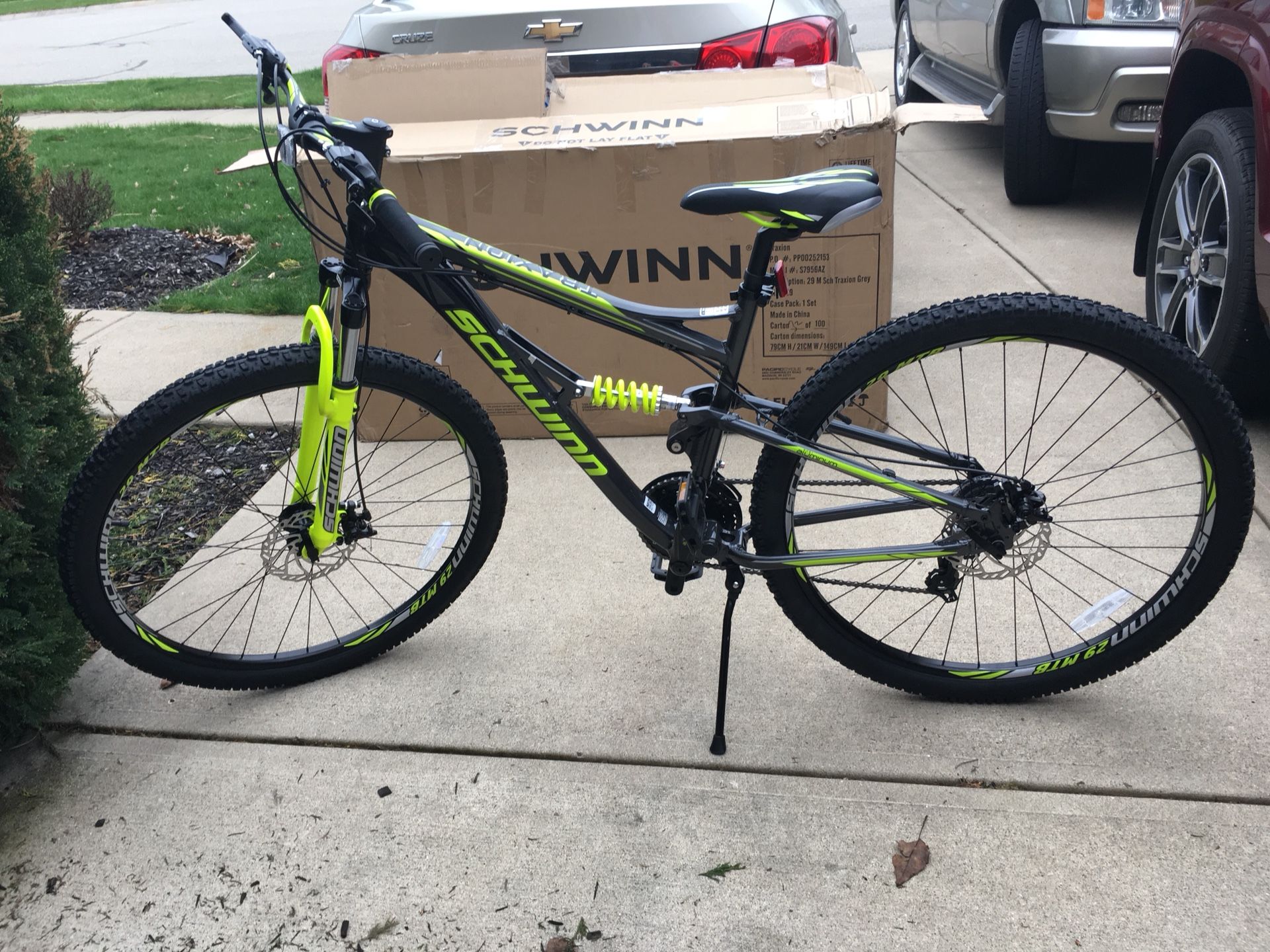Schwinn traxion stores hotsell