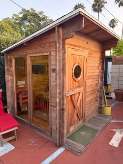 Redwood 8 person sauna