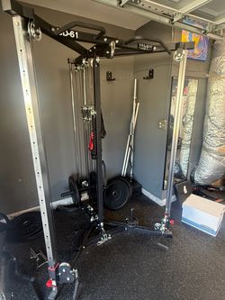 Valor Fitness BD-61 Functional Trainer Cable Machine