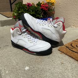 Jordan 5 Retro White Fire Red - Size 7Y