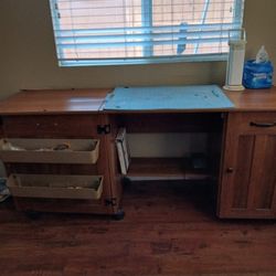 Great Sewing Table