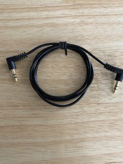 3 Ft Slim 3.5mm Right Angle Stereo Audio / AUX Cable