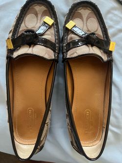 Women’s coach shoes size 8.5