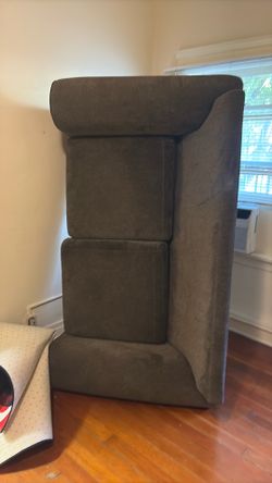 Love seat