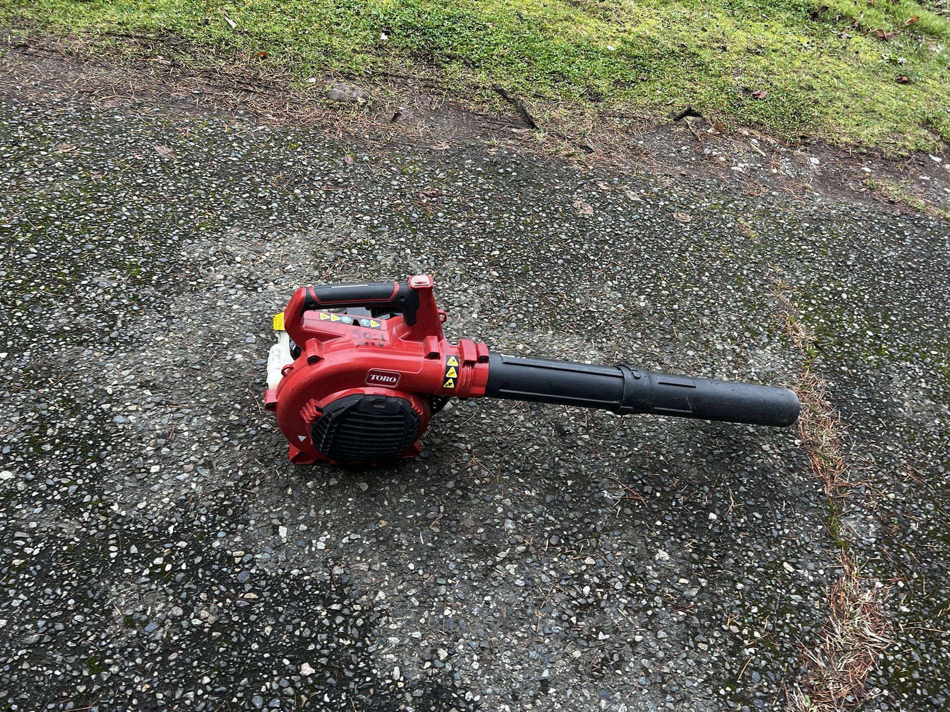 TORO Handheld 2 Stroke Blower And Vacuum
