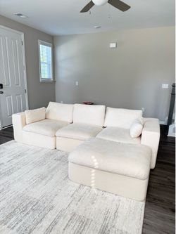 Cream Color Sofa for Sale – Like New!