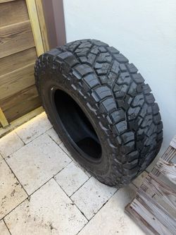 Truck tire