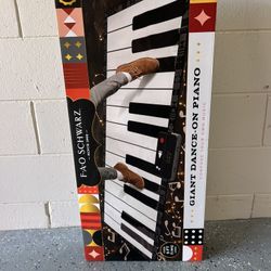 FA O SCHWARZ GIANT DANCE-ON PIANO