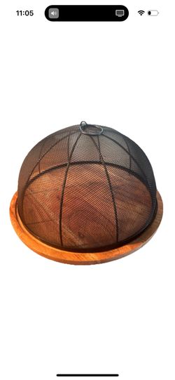 Picnic Wood Cheese Board With Cover USED ONCE ONLY